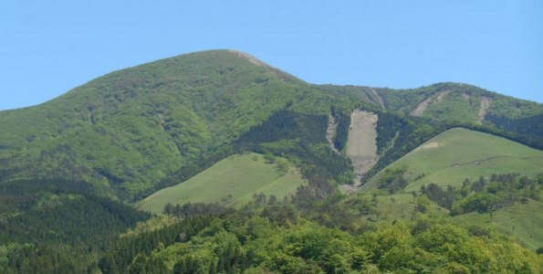 涌蓋山